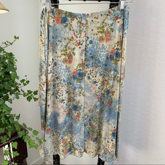 i.r.e. Ladies Floral Asymmetrical Skirt - Picture 3 of 4